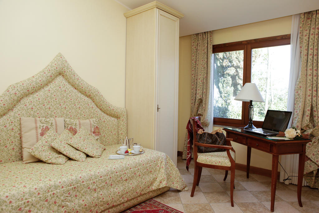 Ferienwohnung St. Andrew'S Garden Rom Exterior foto